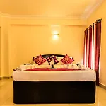 Hotel Emerald Inn
