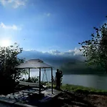 Ottway Hills Near Mattupetty Dam