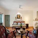 Stayvista At Catherine Cottage With Heater & Board Game