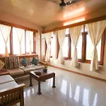 Zostel Munnar