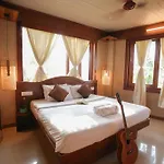 Zostel Munnar