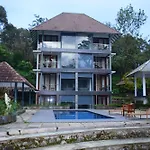Elixir Woods Luxury Resort And Spa, Munnar