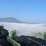 Mountain Cheers Munnar