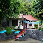 Oyo 10262 Hotel Munnar Rock