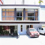 Oyo 8588 Rainbow Inn