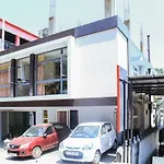 Oyo 8588 Rainbow Inn
