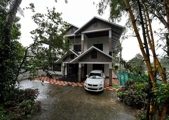 Cherry Blossom Homestays Munnar 2Bhk