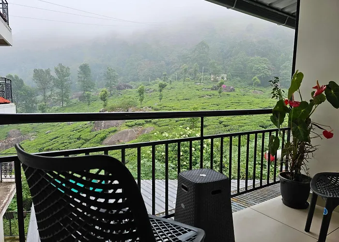 Tea Dale - All Rooms With Tea Estate View