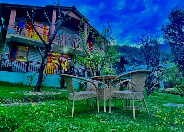 Munnar Tea Estate Cottage And Resort - Away From City Hustle