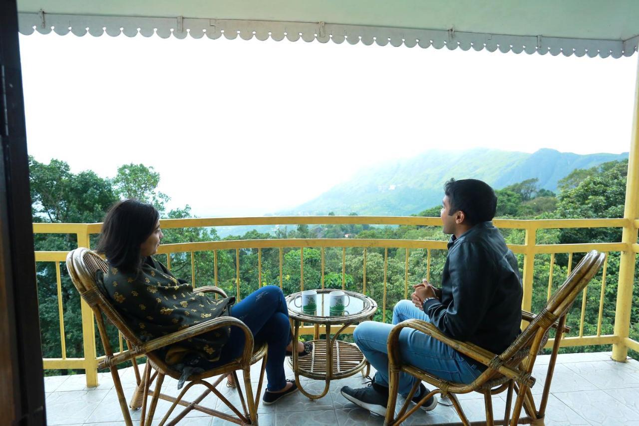 Deshadan Mountain -the Highest In 4* Munnar