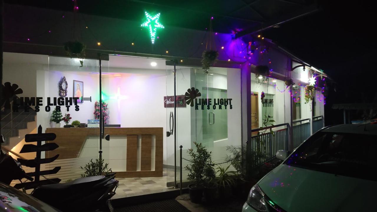 Hotel Lime Light 3*