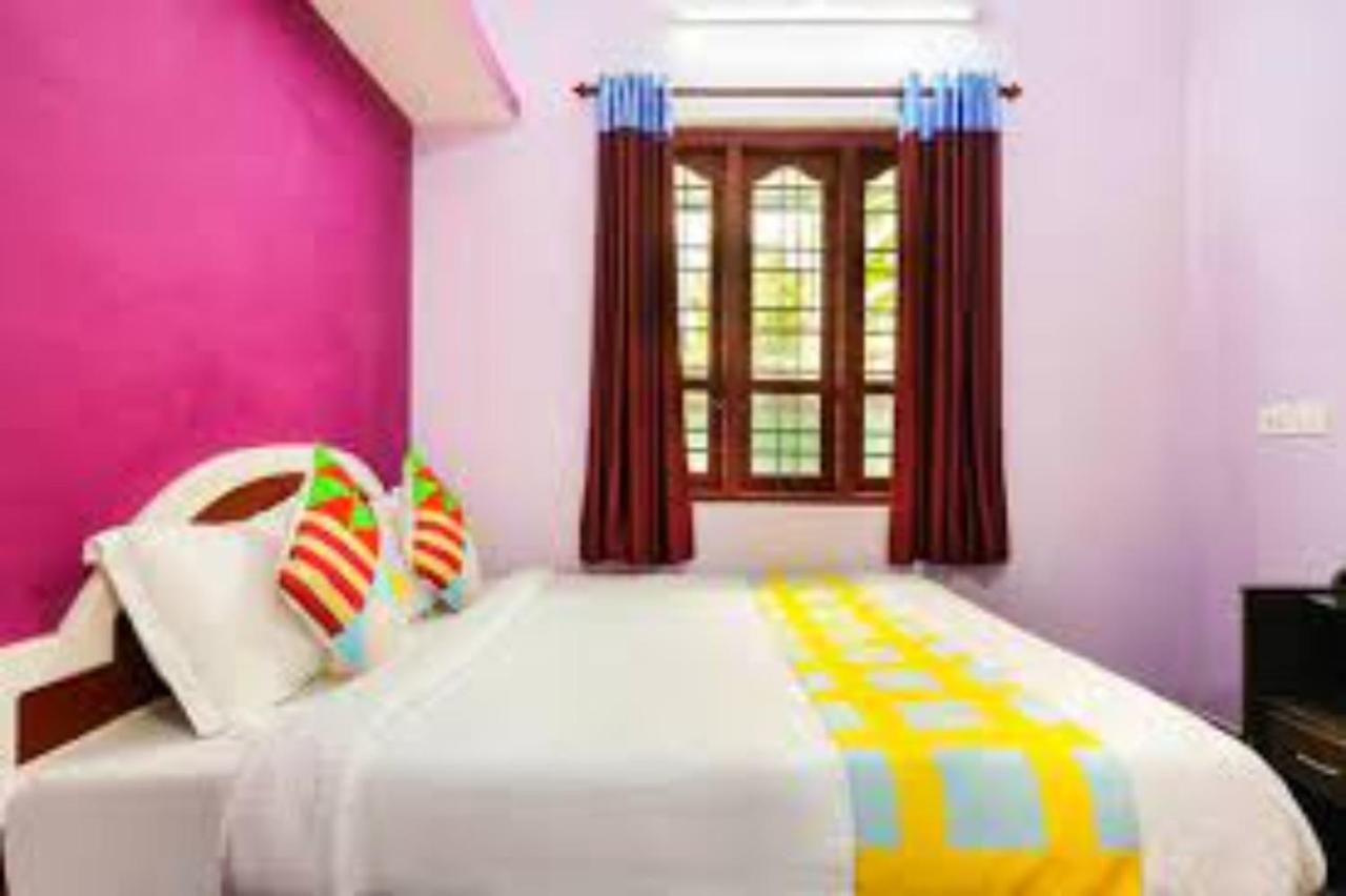 Carmel Homestay *