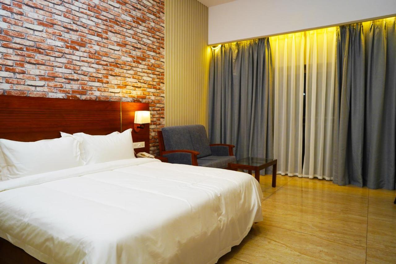 Elephant Passage Hotel 5*