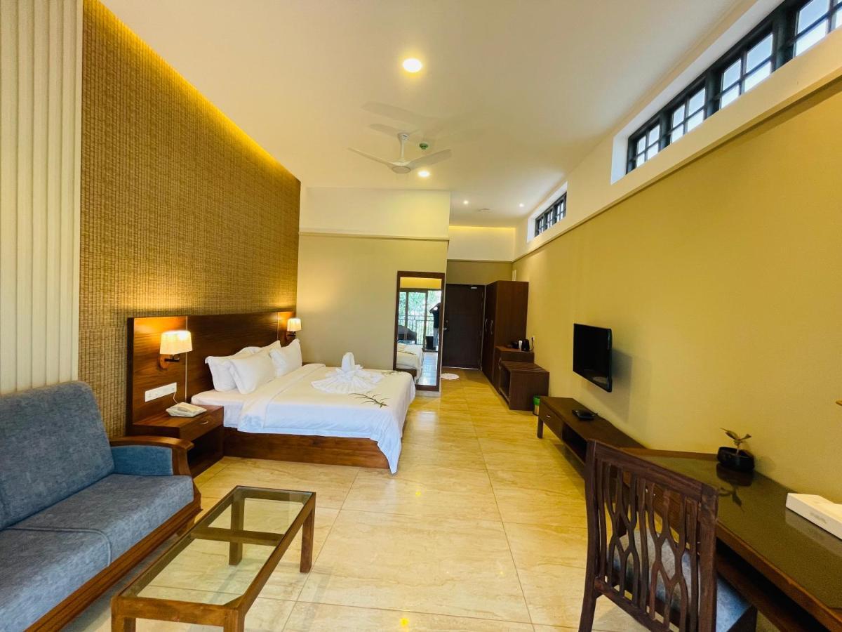 Elephant Passage 5* Munnar