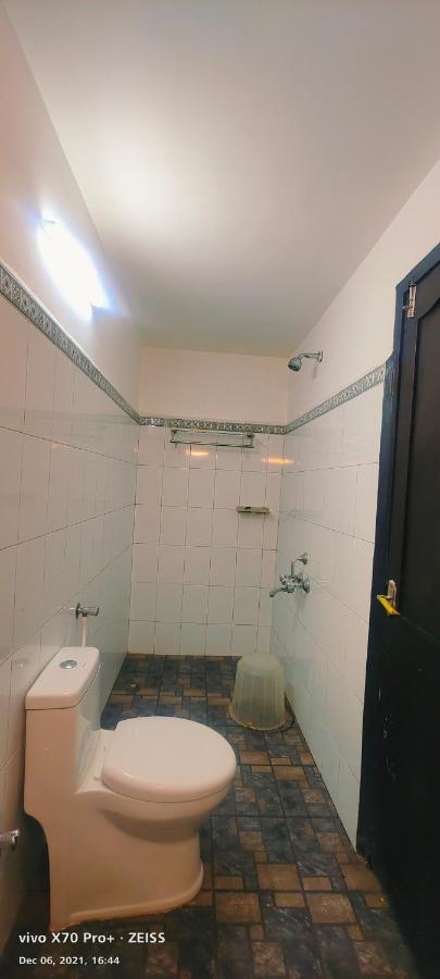 Hotel Emerald 3*