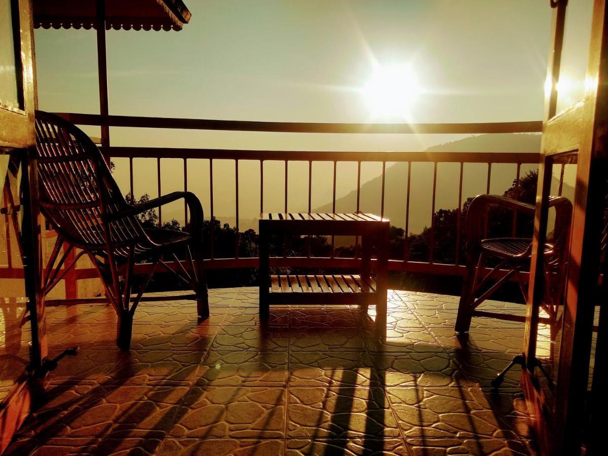 Resort Deshadan Mountain -the Highest In
