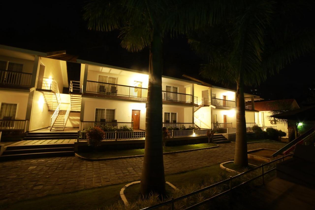 Resort Broad Bean & Munnar