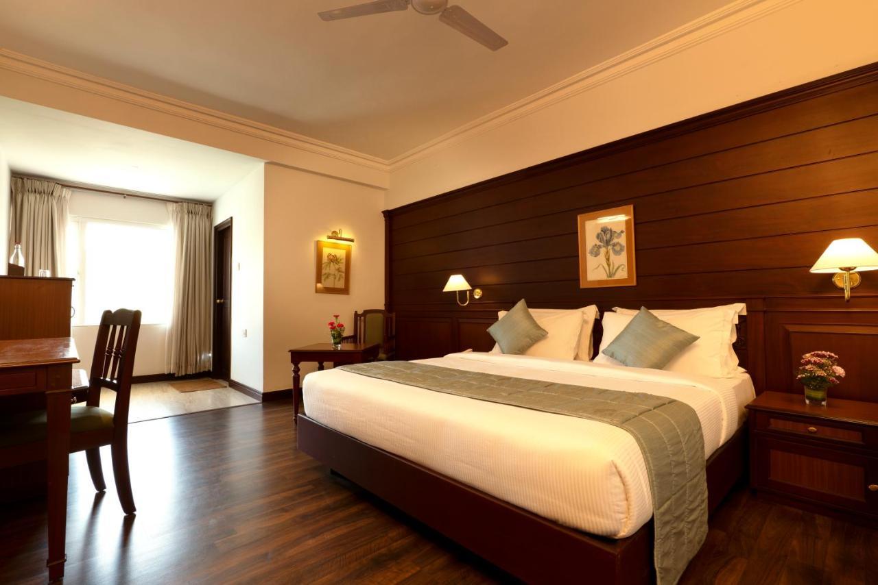Hotel Issacs Residency Munnar