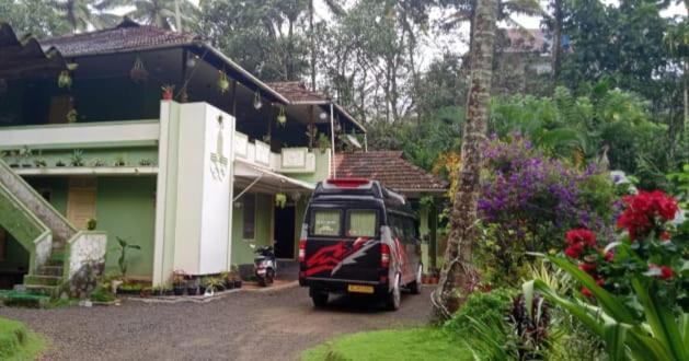 Homestay Maliyeckal *