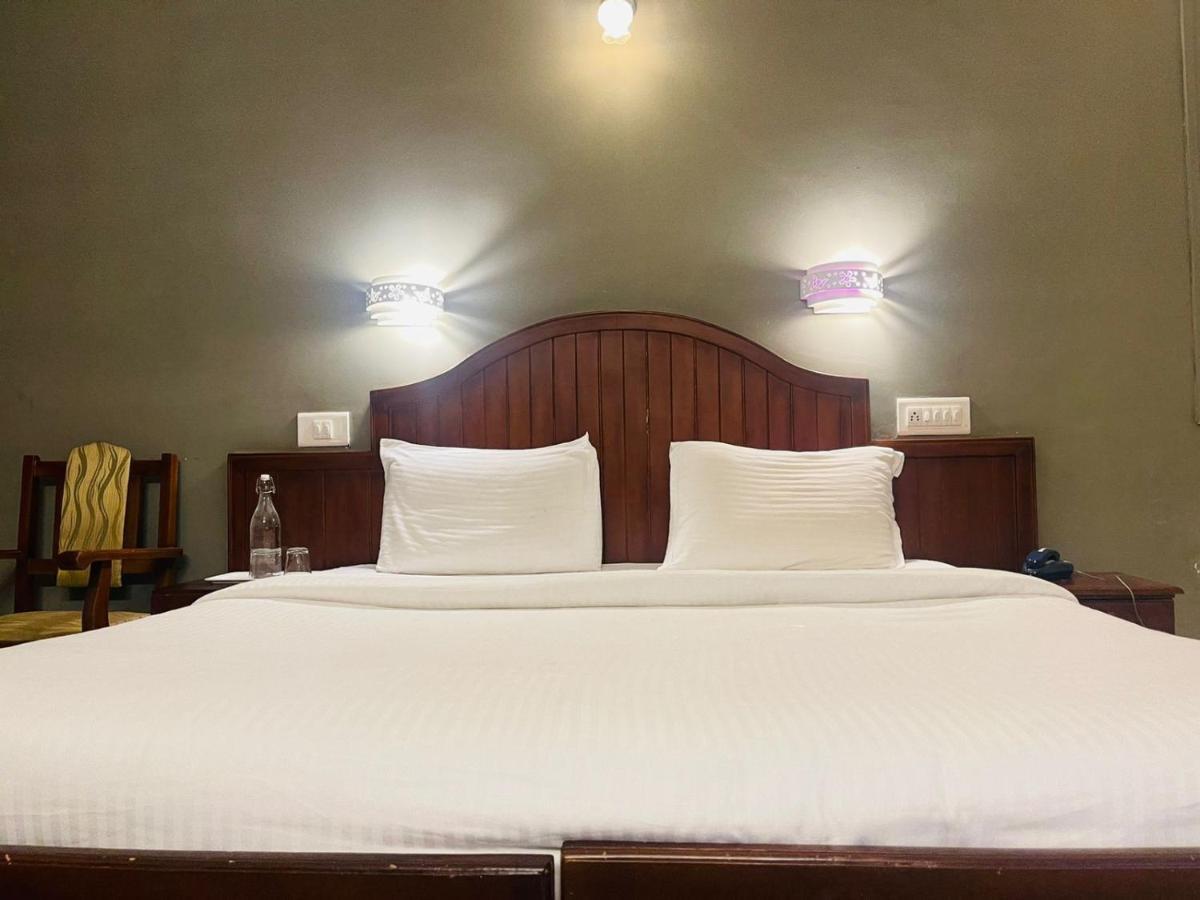 Hotel Skylark Holidays Munnar