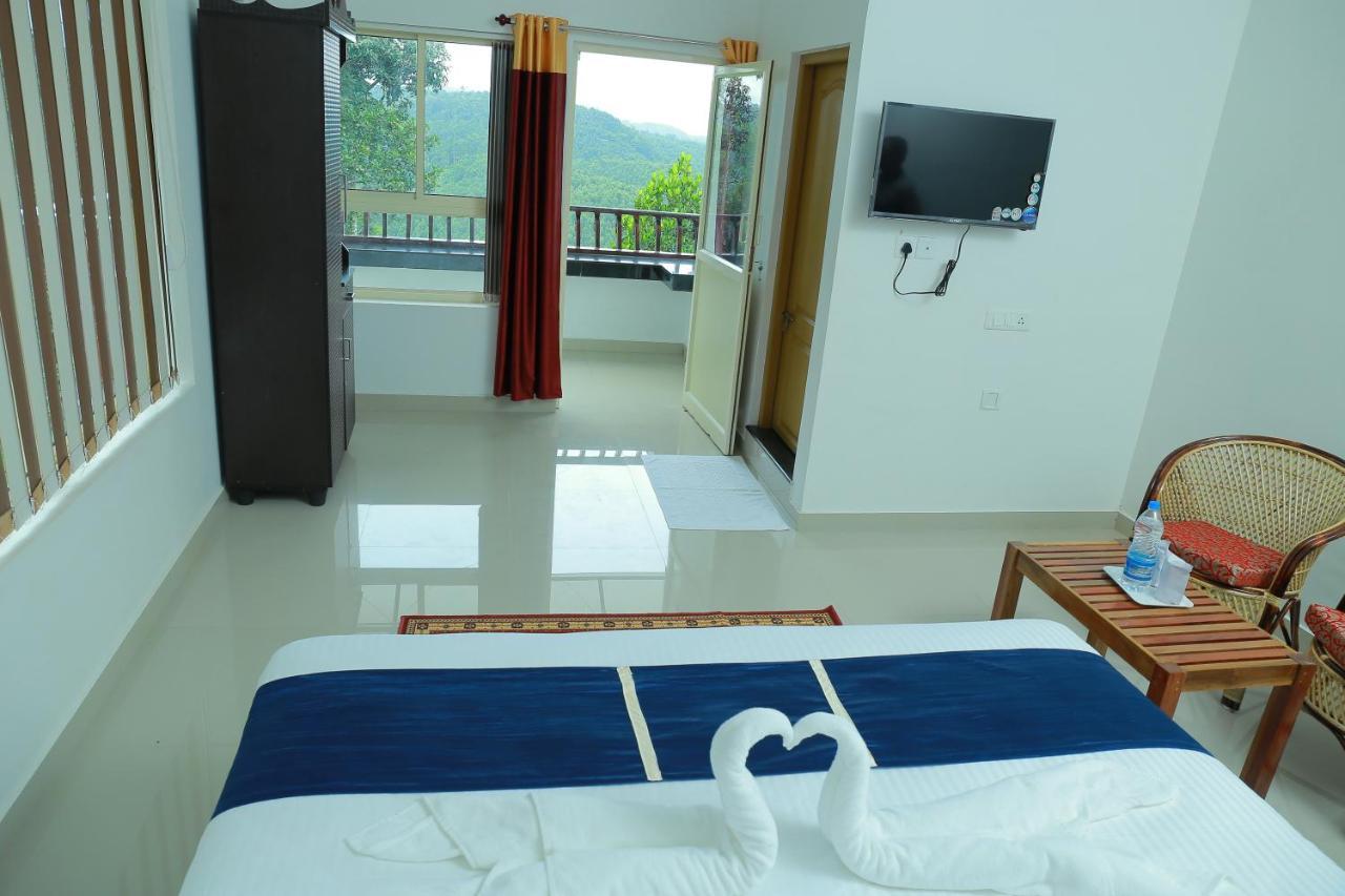 3r Residency Hostel *