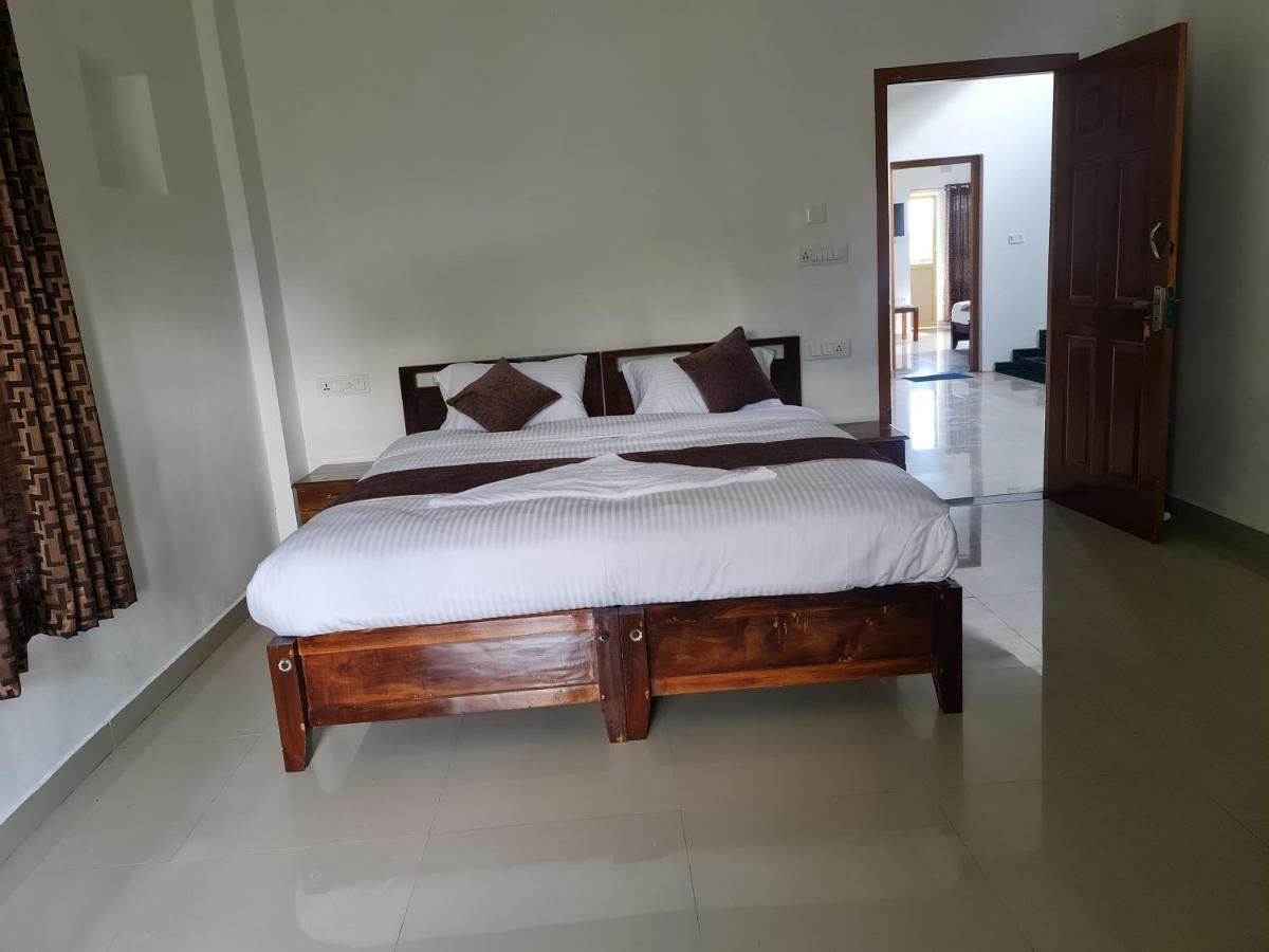 3r Residency Hostel
