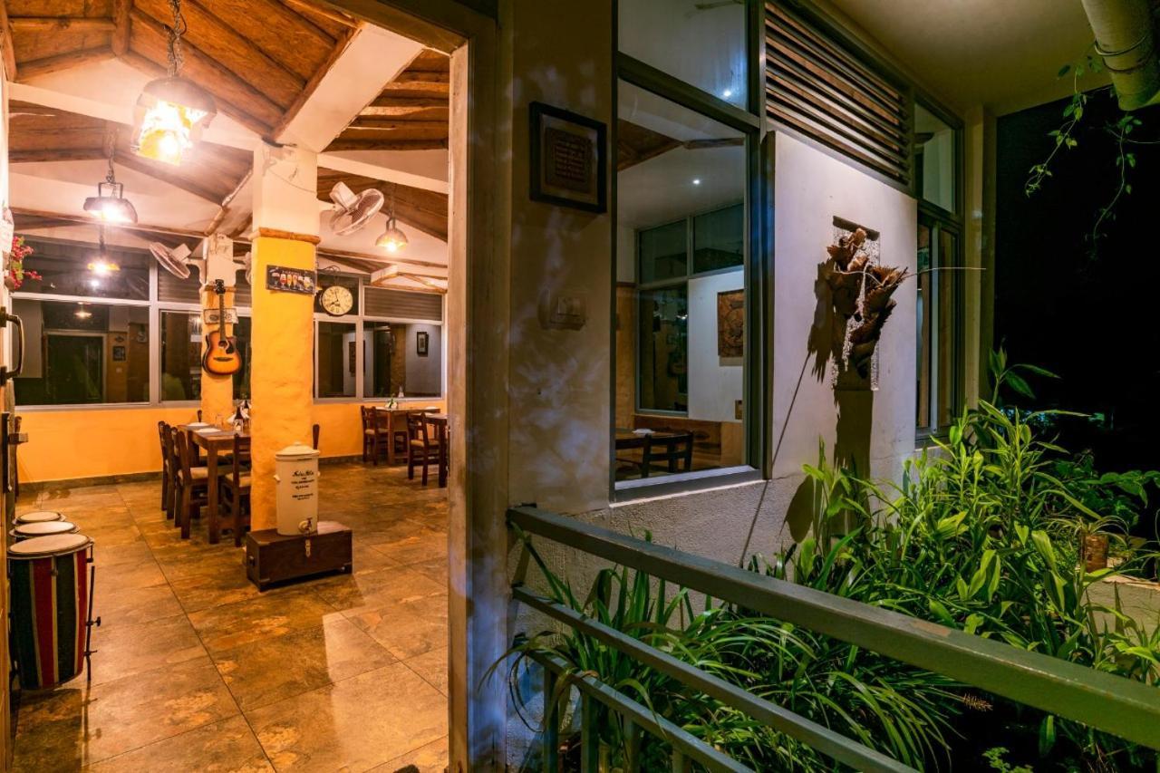 Mistletoe & Cafe Munnar