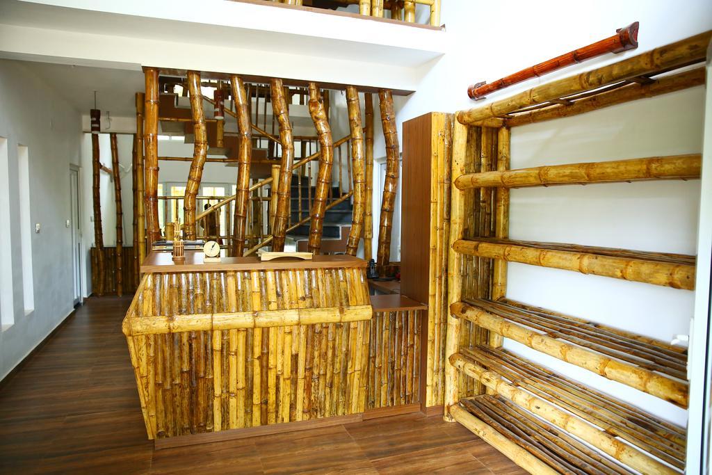 Resort Bamboo Dale Resort,