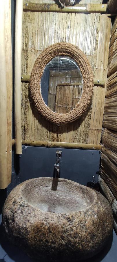 Fab - Bamboo Hut With Open Shower *