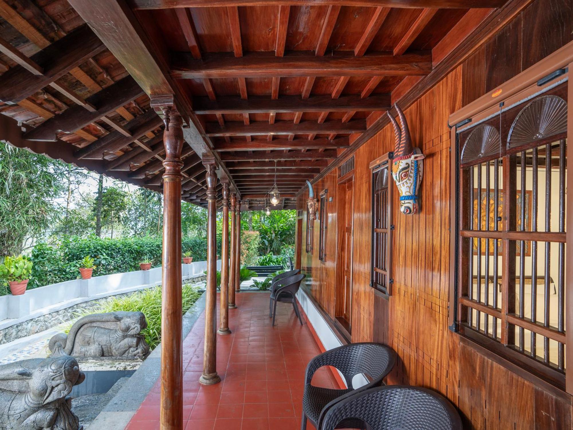 Ragamaya & Resort 5*