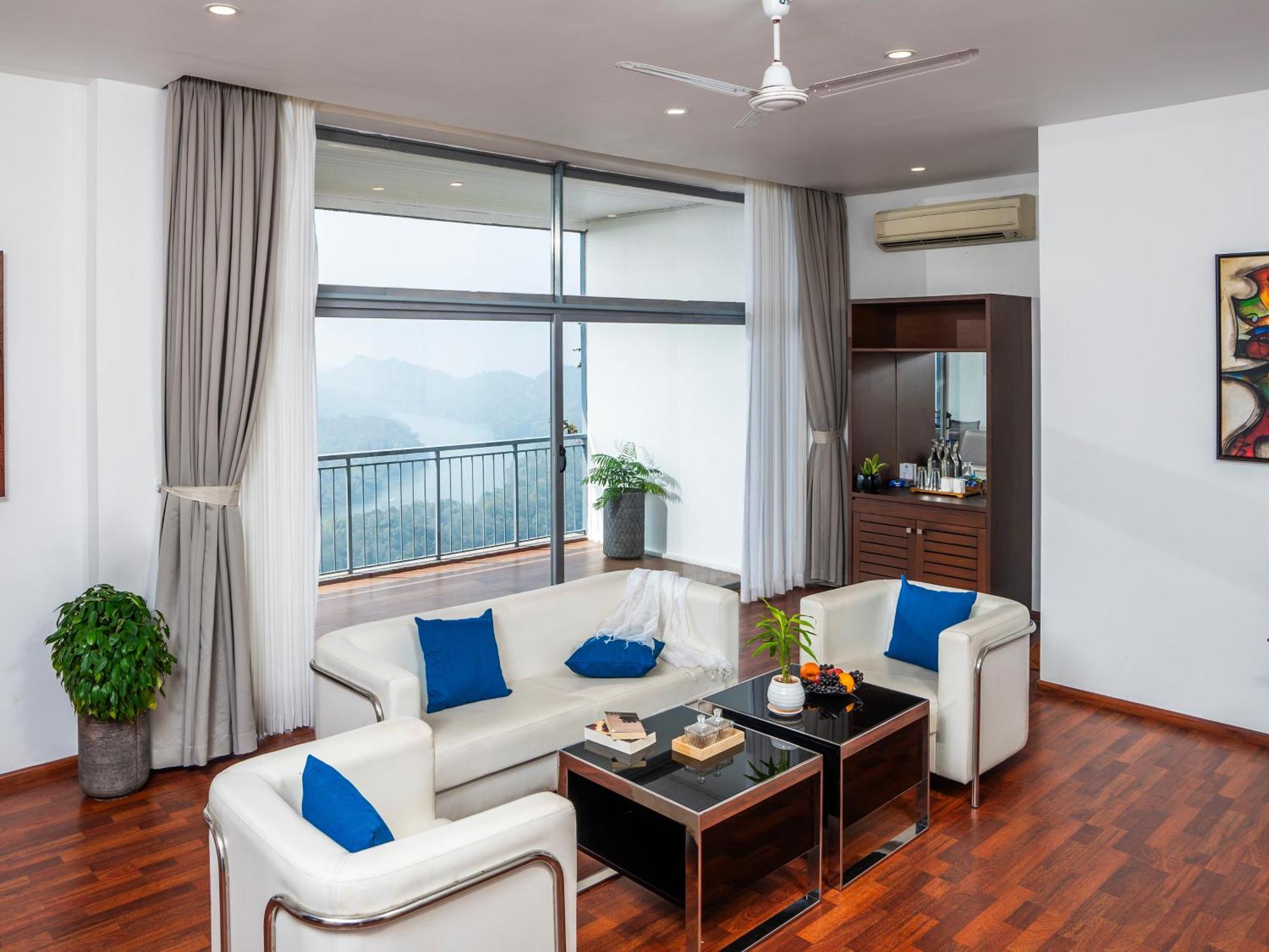 Ragamaya & Resort