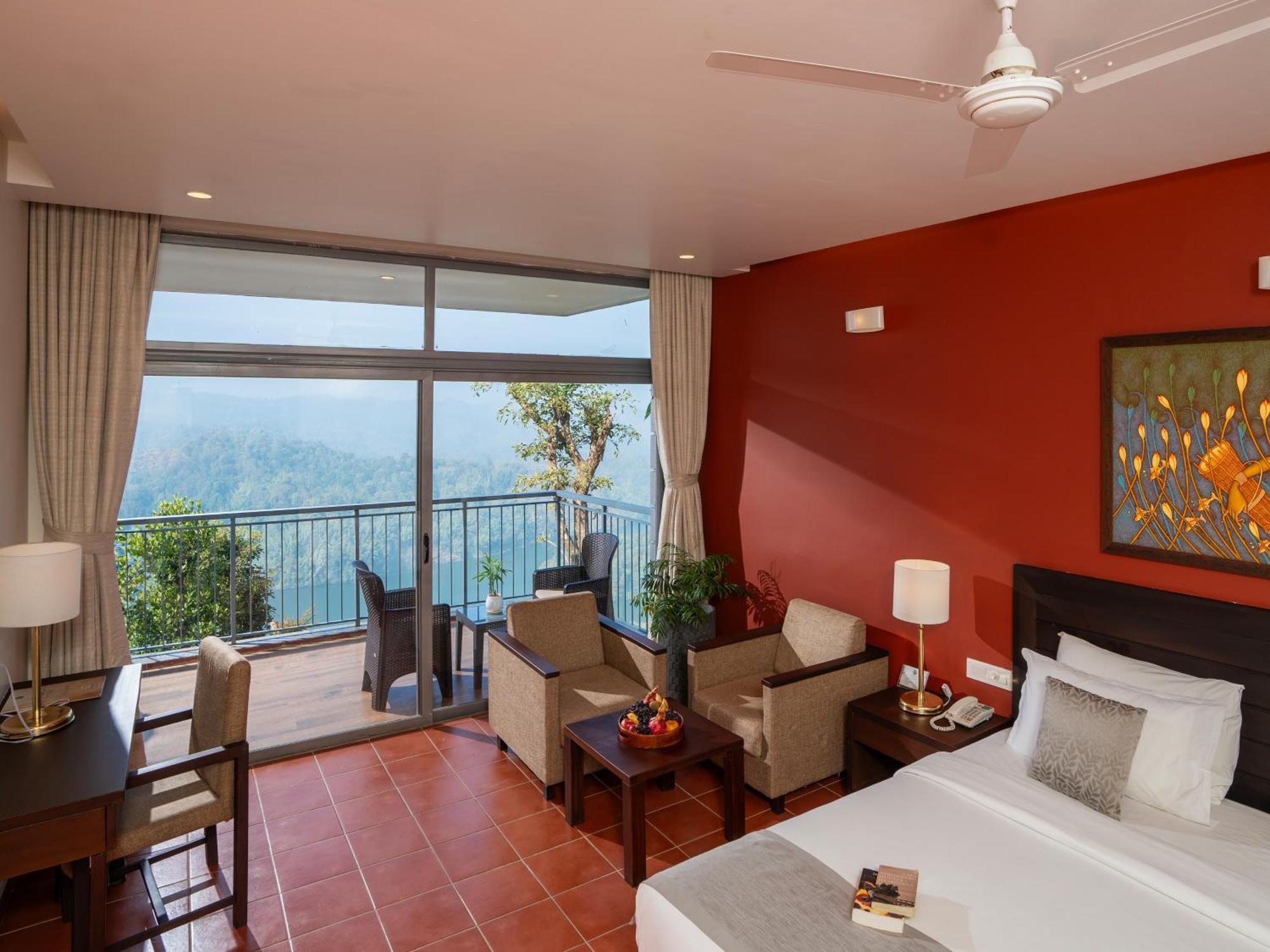 Resort Ragamaya & Munnar