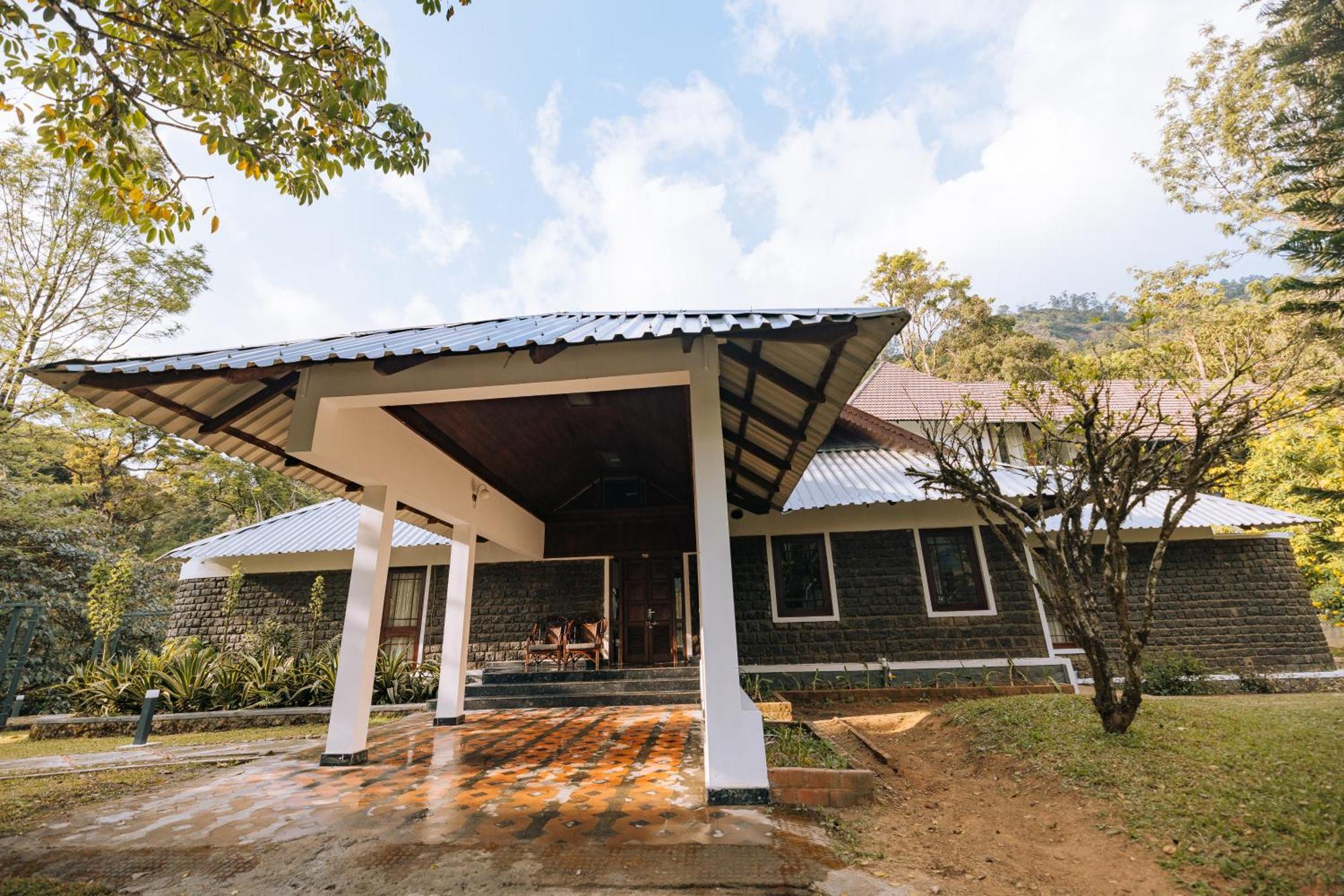 Elixir Woods Luxury And Spa, 4* Munnar