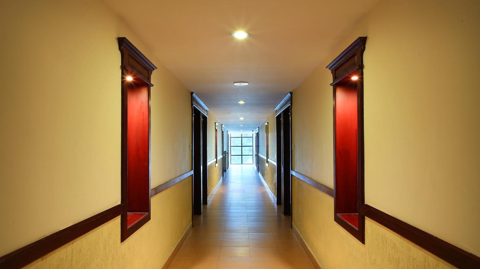 Hotel C7 Munnar