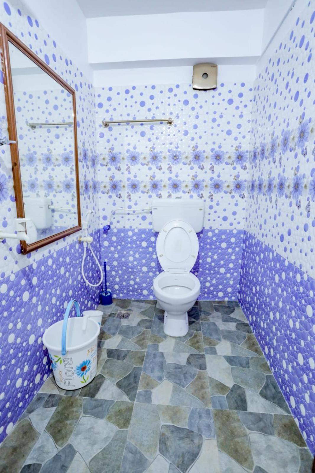 El Lora Resldency Bed & Breakfast