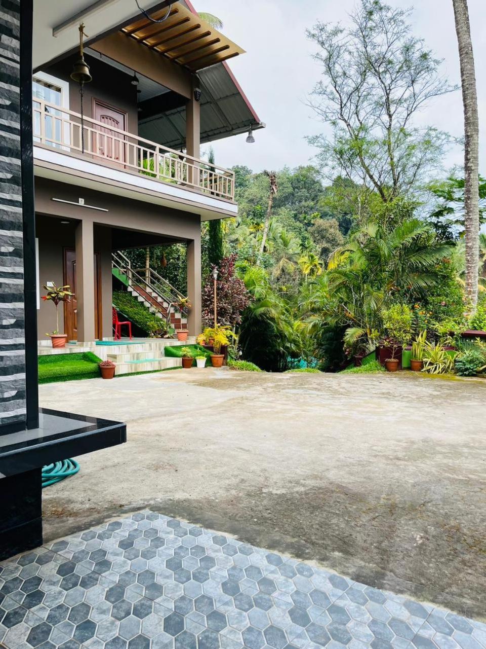 Homestay Linn View *