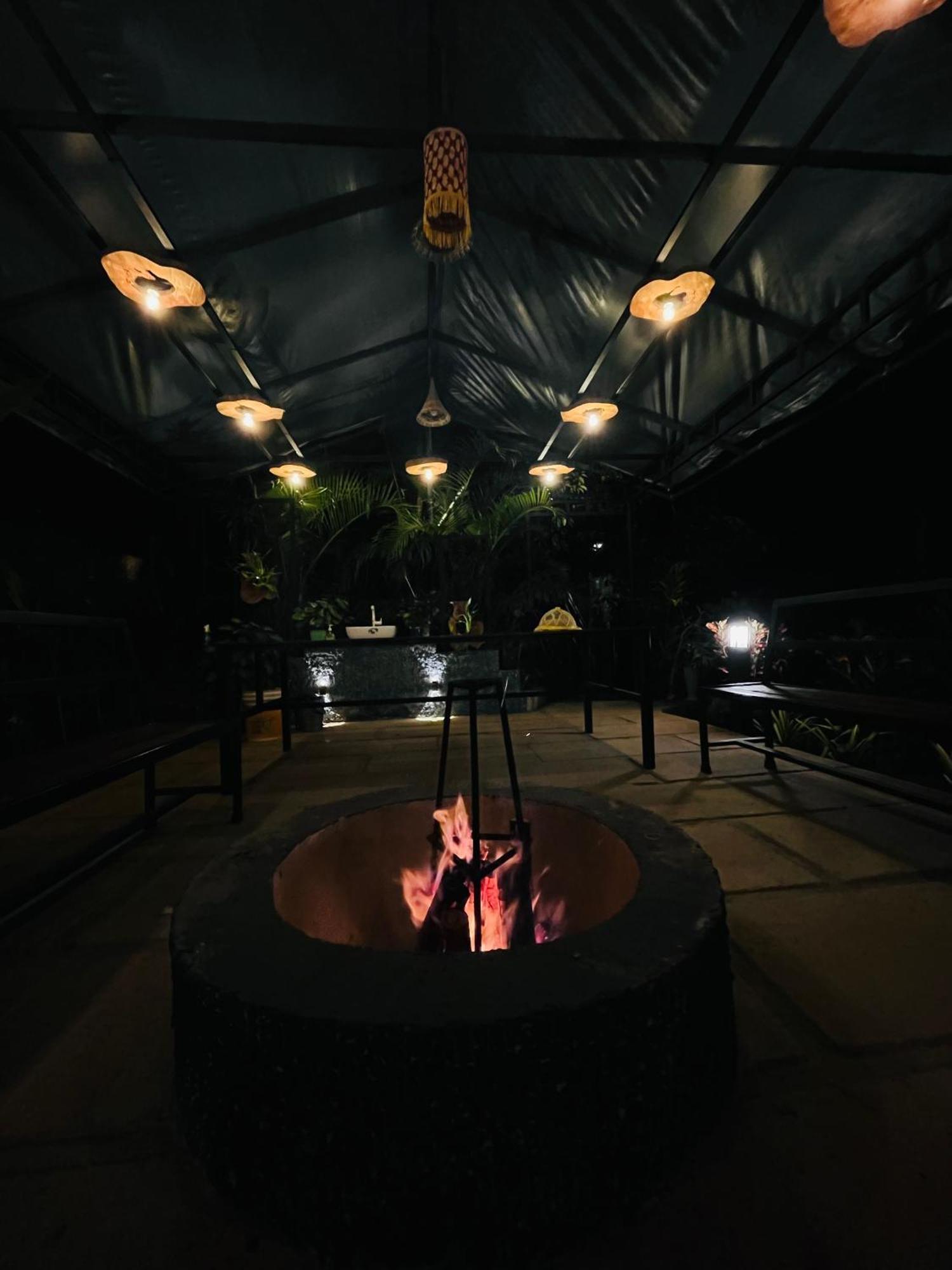 Fab - Bamboo Hut With Open Shower Guest house