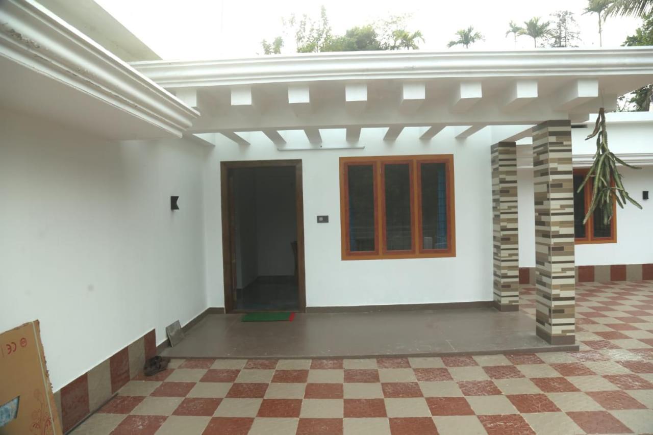 Homestay Golden Cherry Munnar