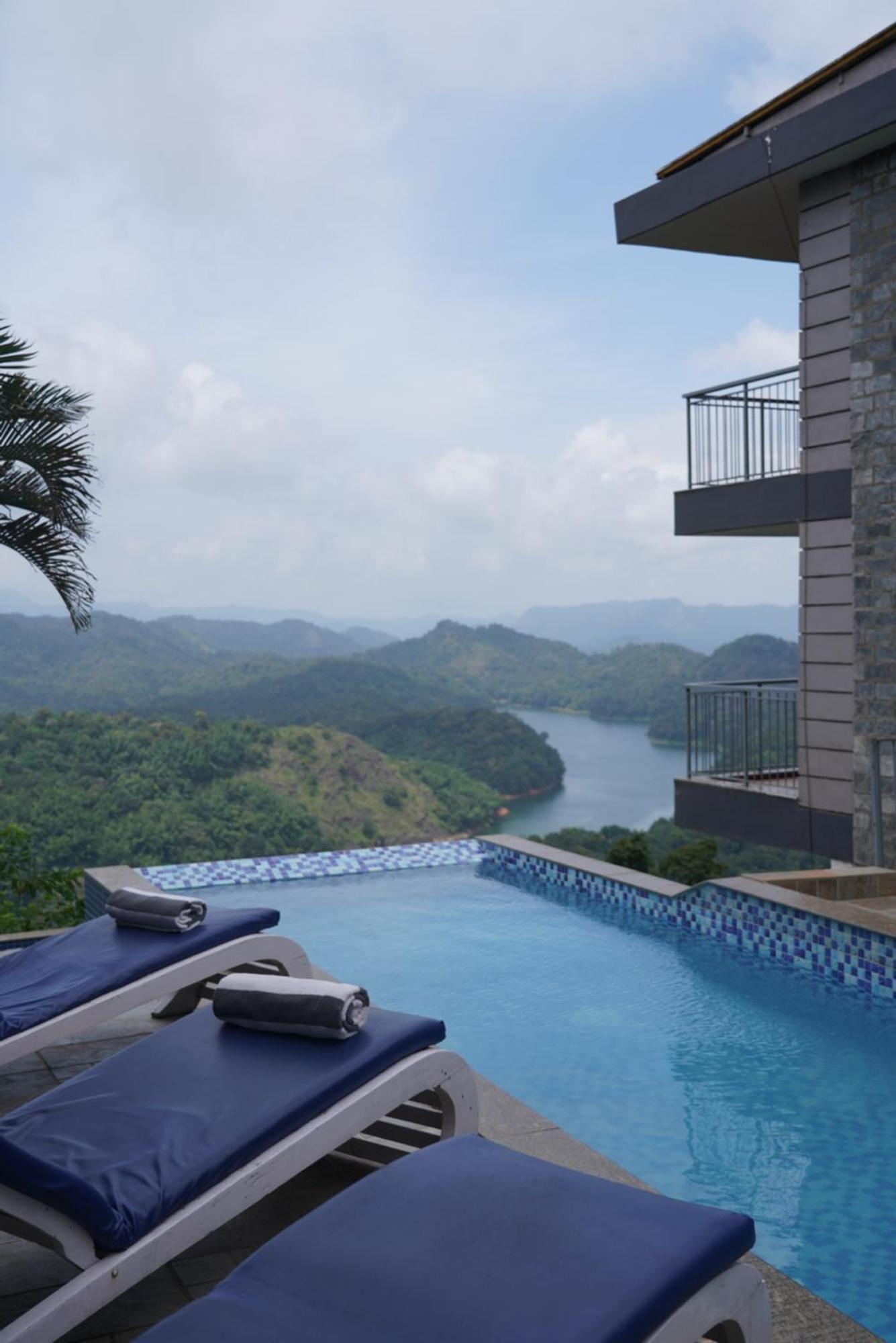 Resort Ragamaya & Munnar