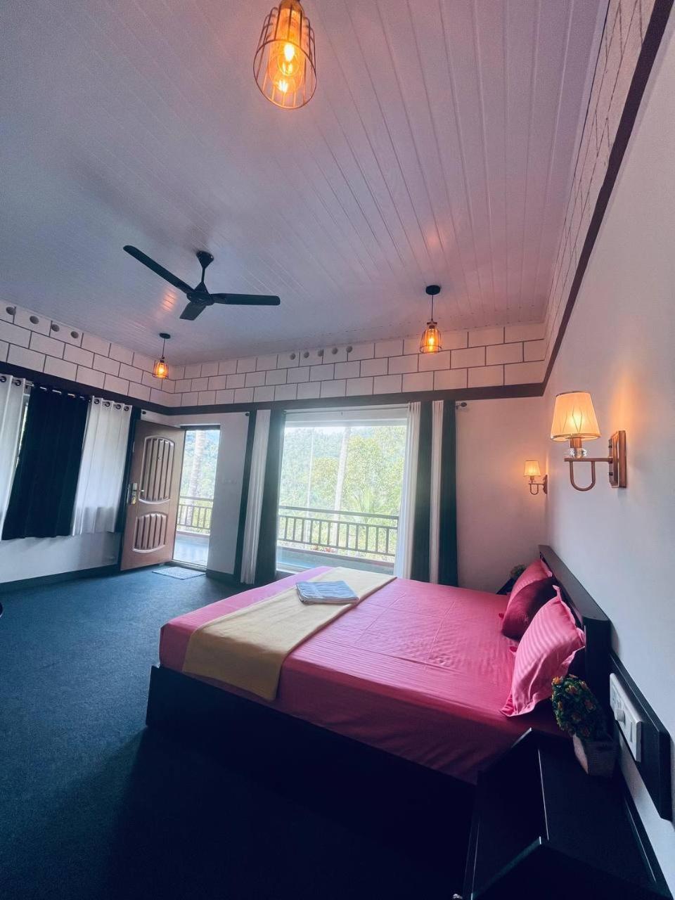 Linn View Homestay Munnar