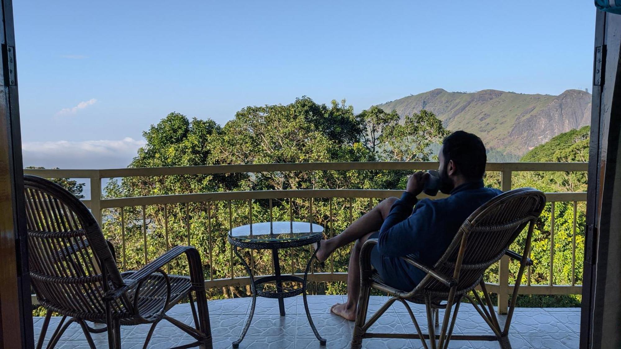 Deshadan Mountain -the Highest In Resort Munnar