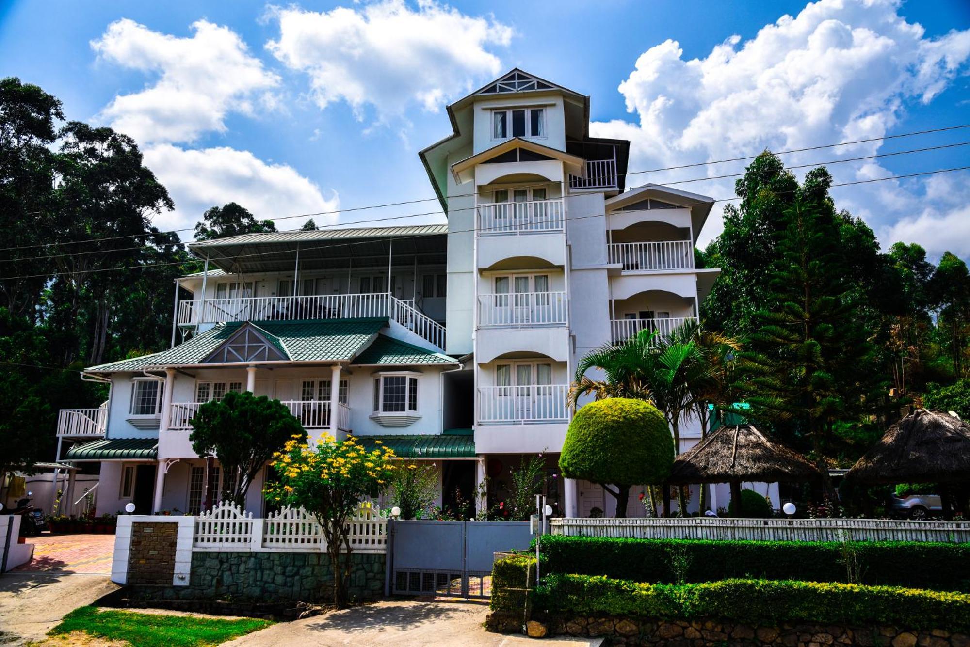 Lakezone Holiday Munnar