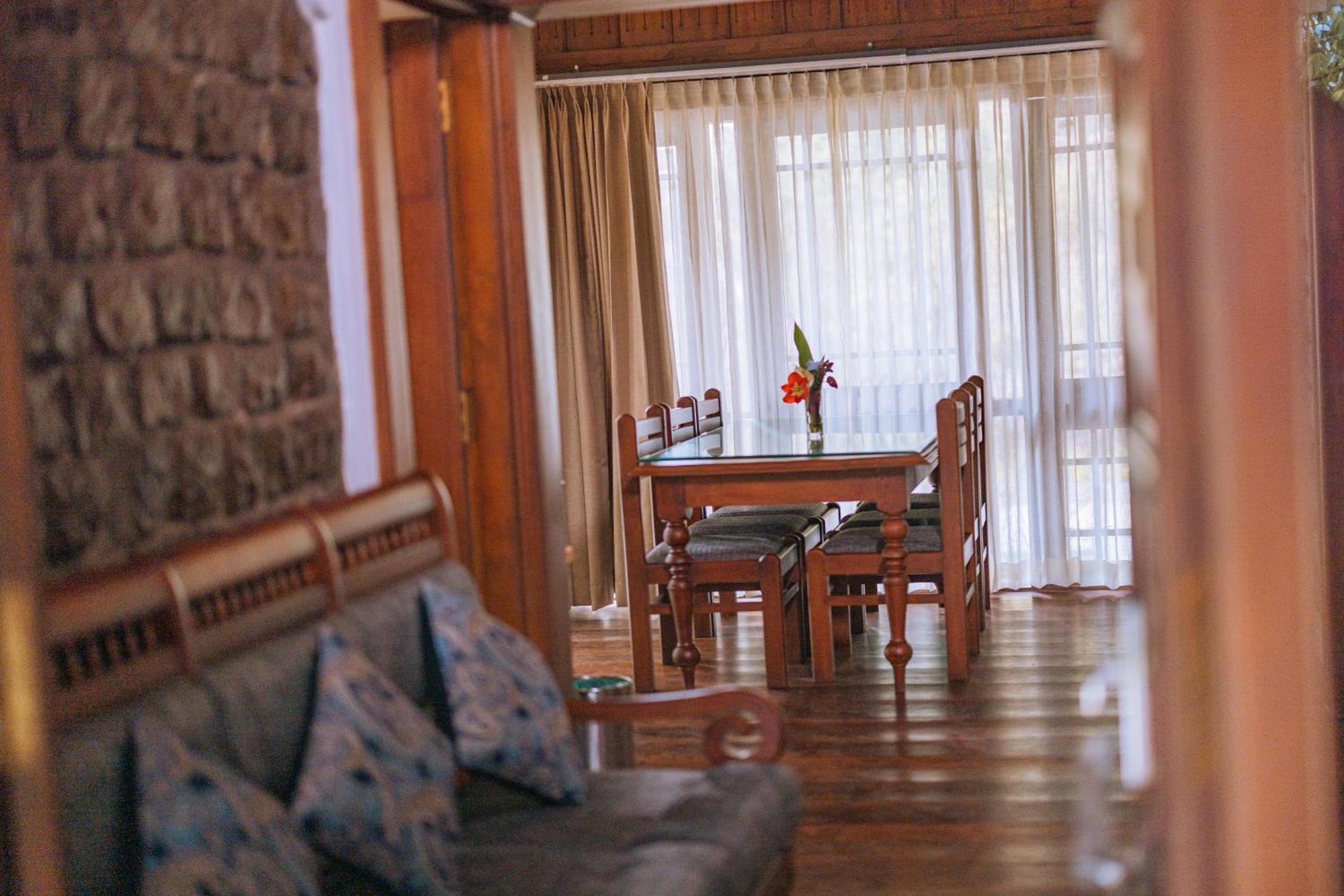 Resort Elixir Woods Luxury And Spa,