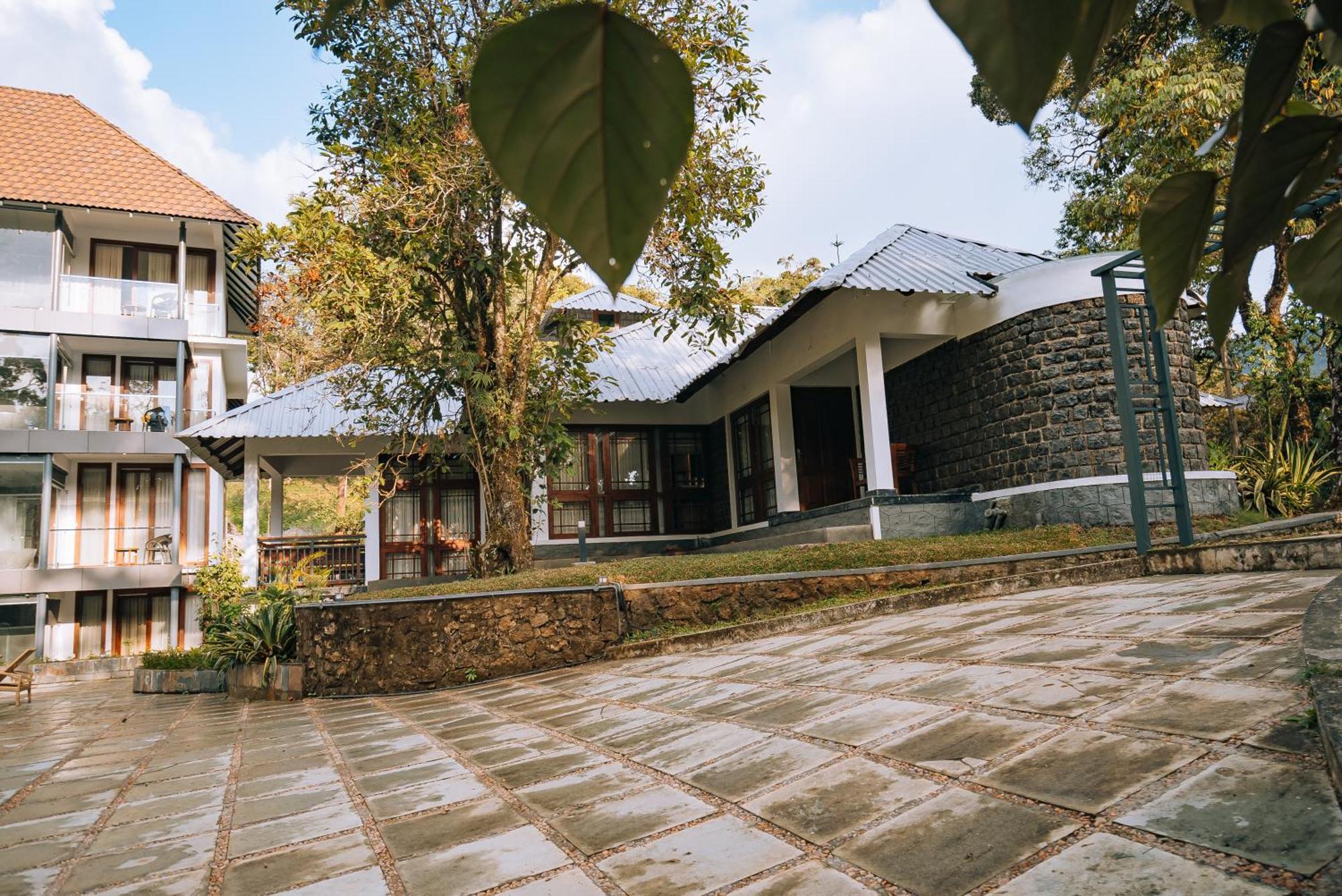 Elixir Woods Luxury And Spa, 4* Munnar