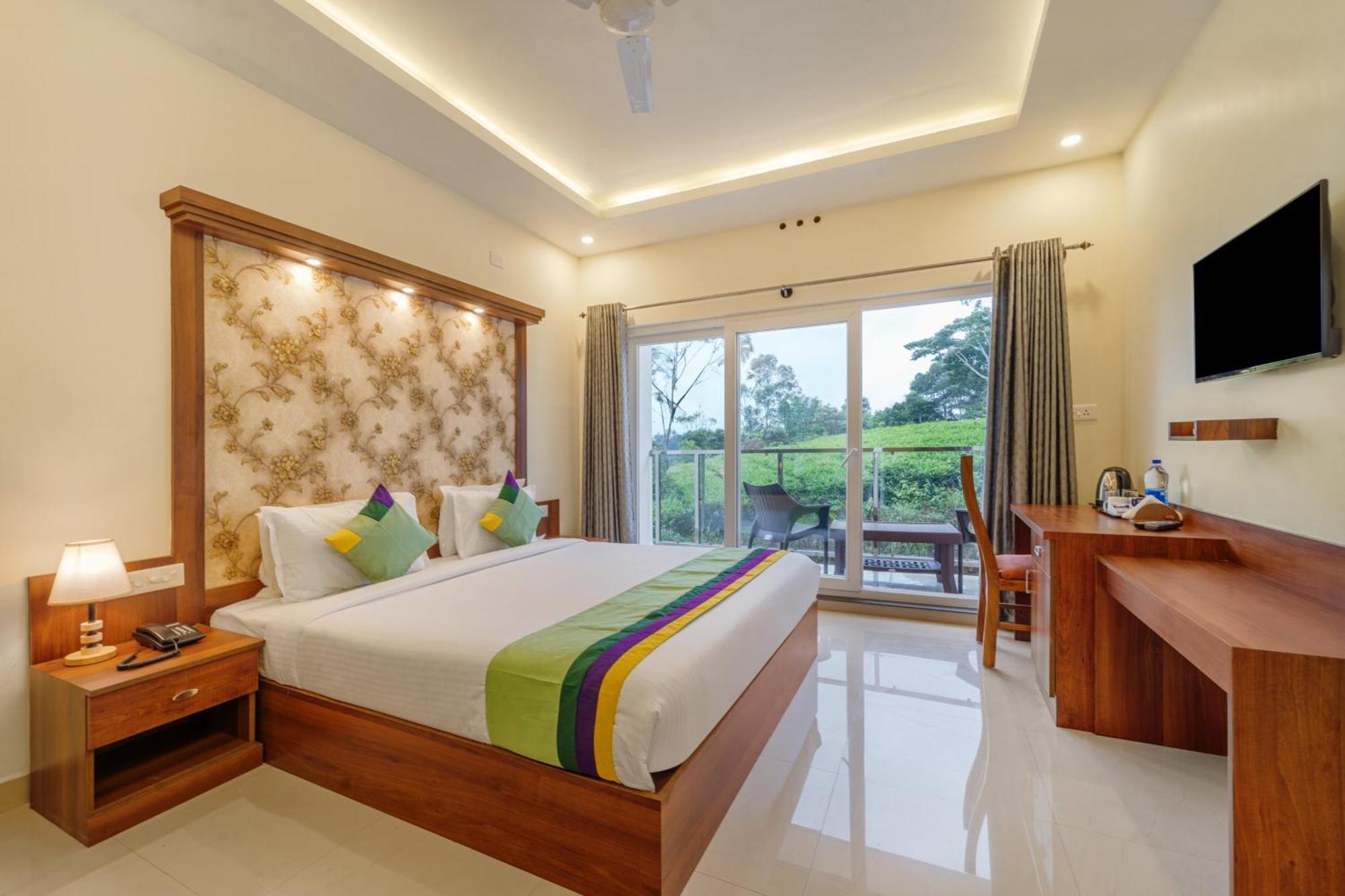 Hotel Treebo Windsong Resort Munnar, Tea Plantation View 3*