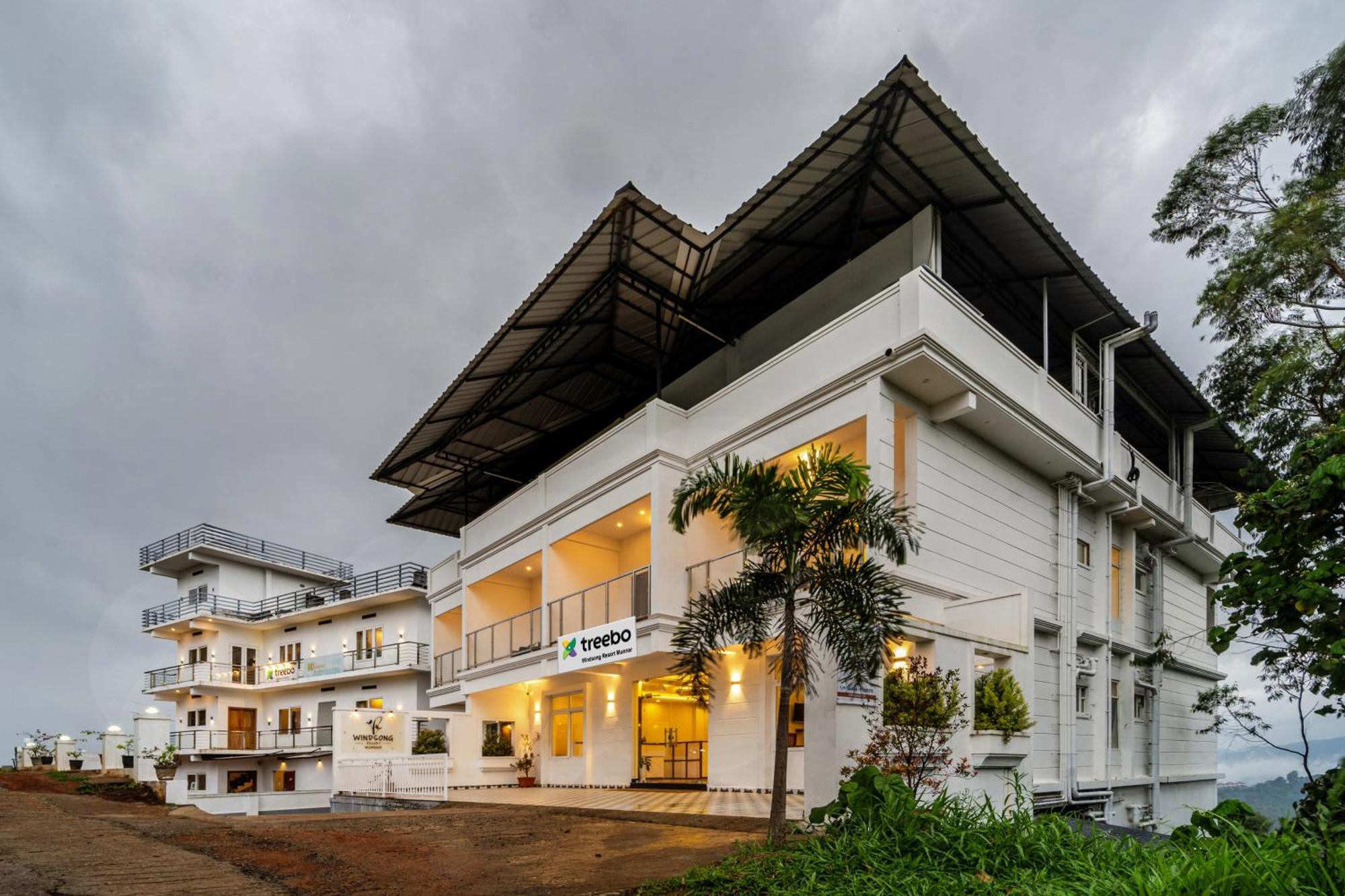 Treebo Windsong Resort Munnar, Tea Plantation View Hotel