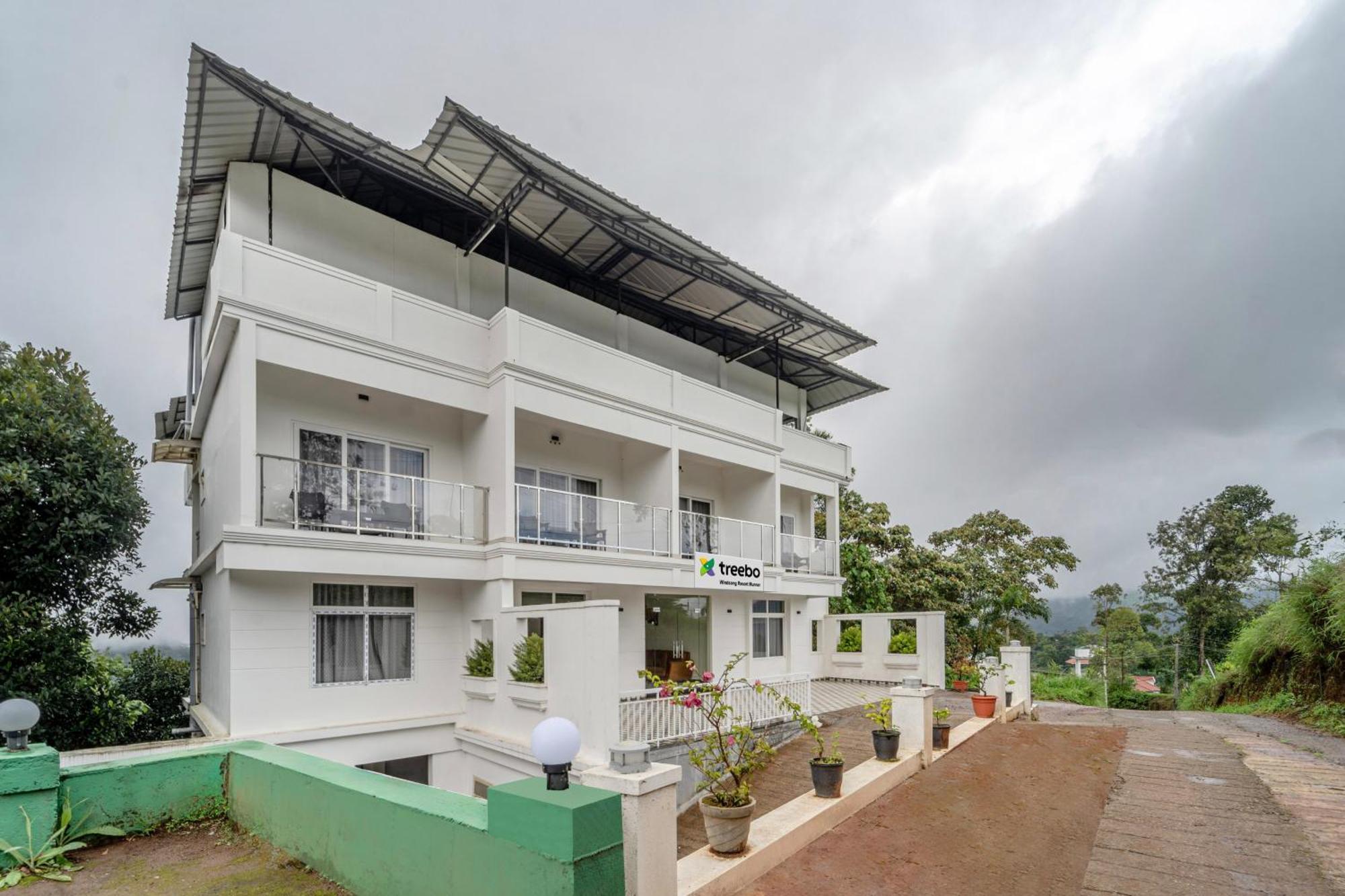 Treebo Windsong Resort Munnar, Tea Plantation View Hotel