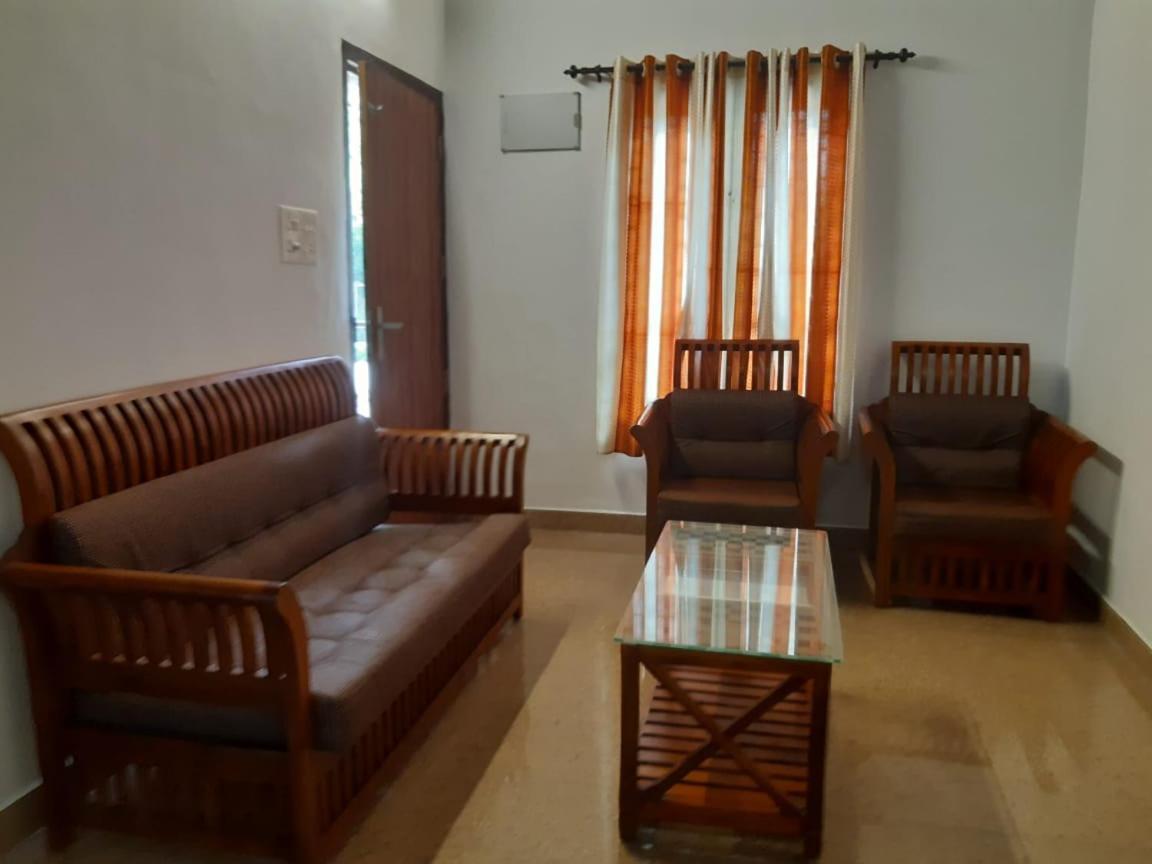 3 Bedroom Eucalyptus Munnar