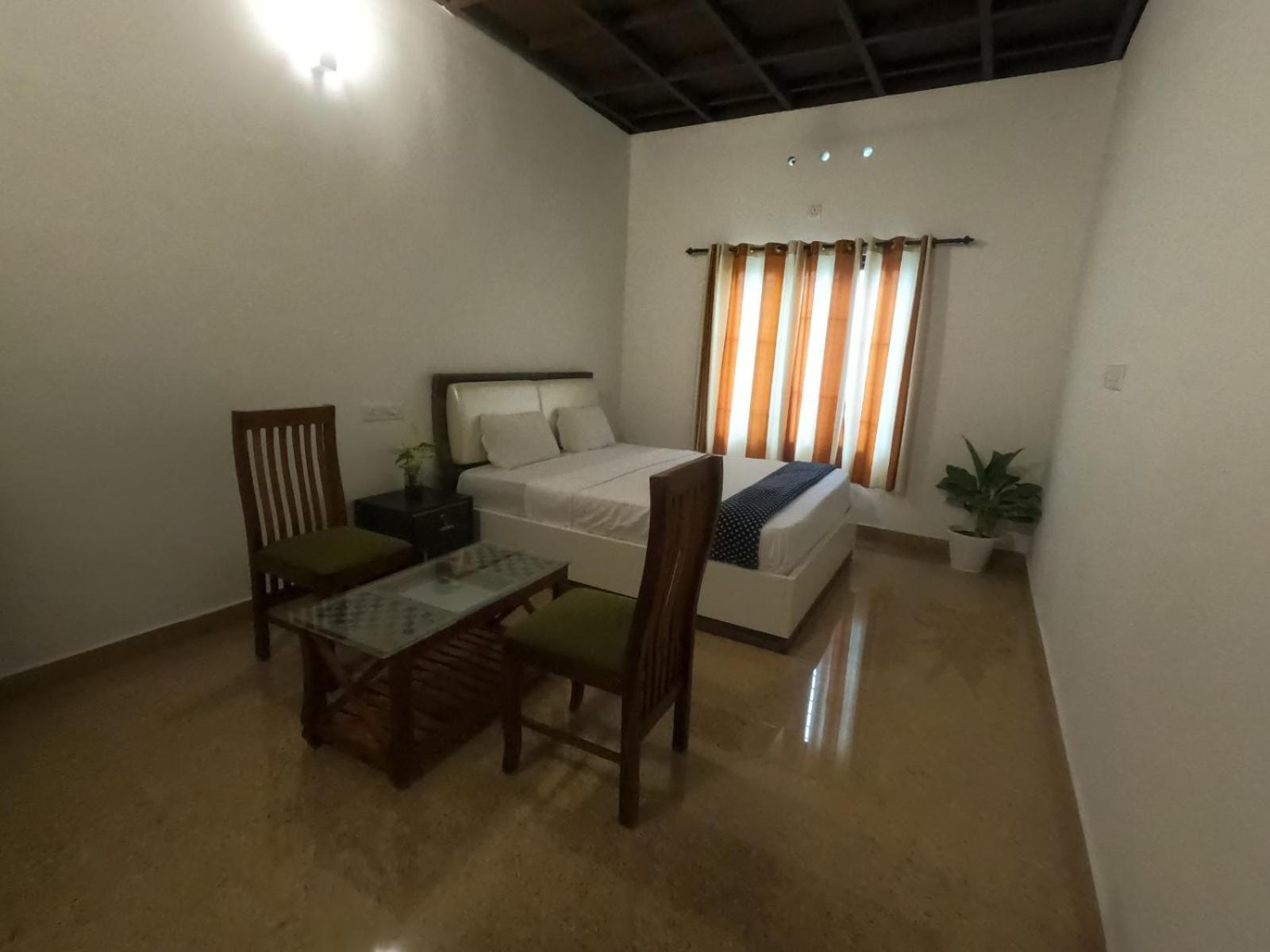 Holiday home 3 Bedroom Eucalyptus *