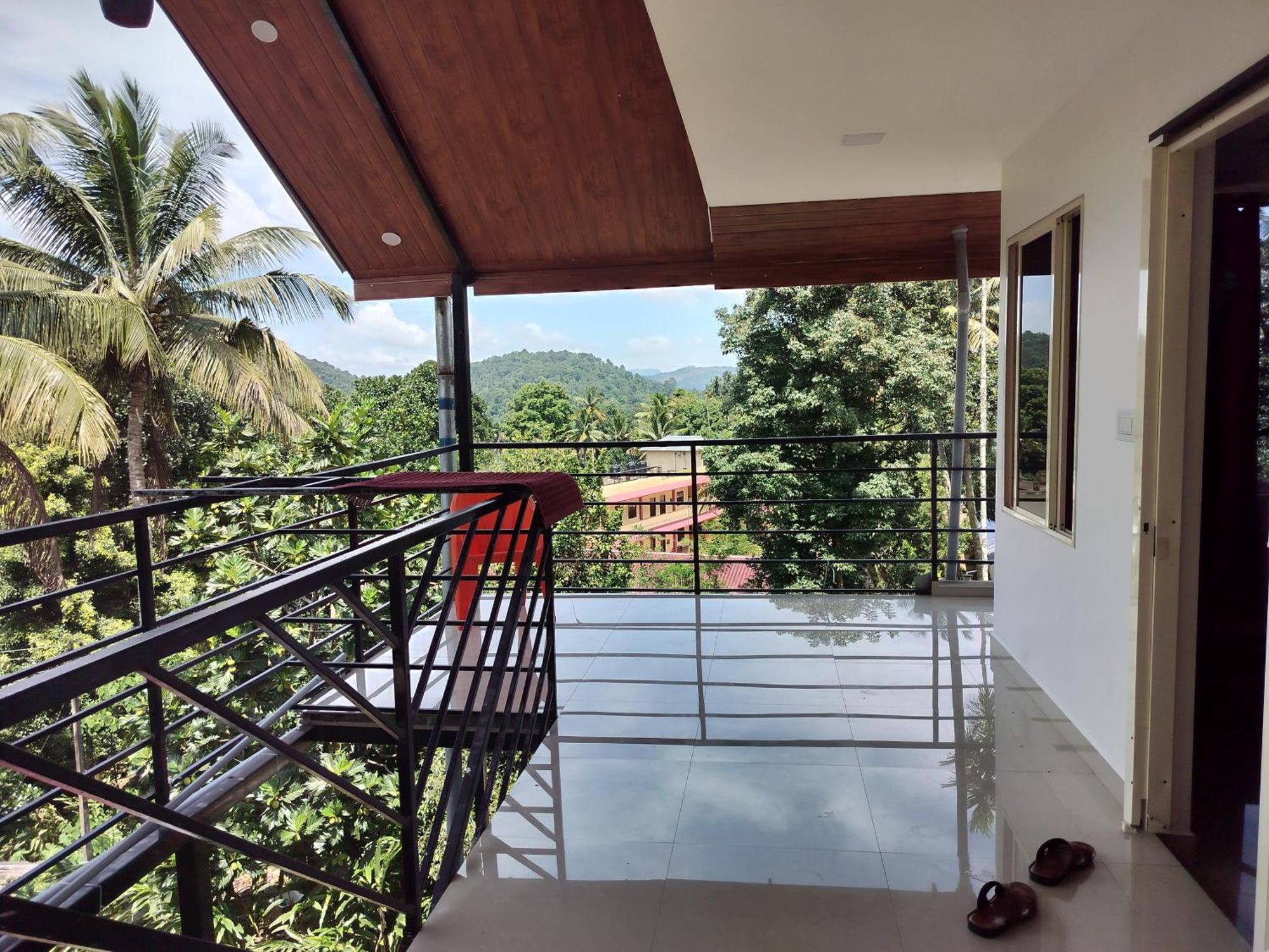 Homestay Himadri Holidays *